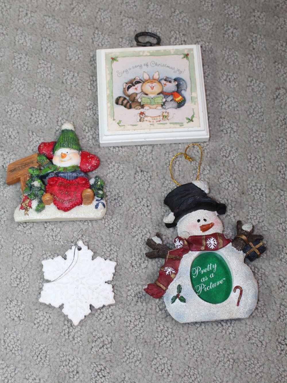 Set of 4 Vintage Resin Snowmen & Snowflake Decor